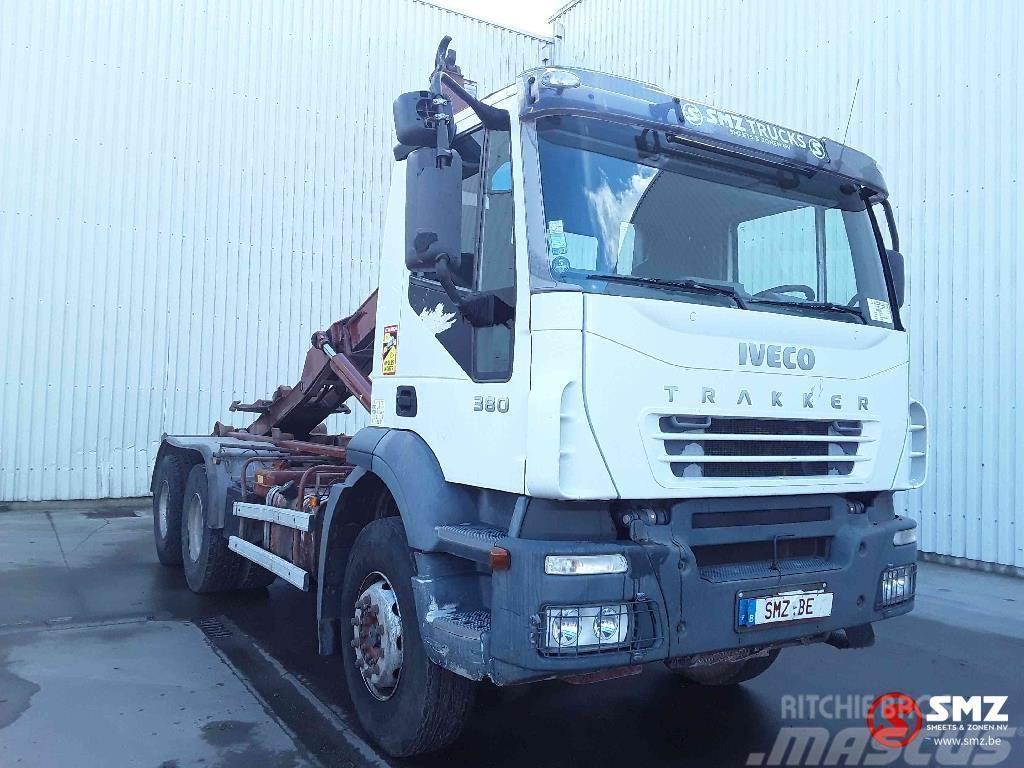 Iveco Trakker 380 Camion cadru container