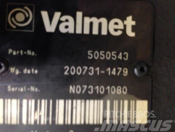 Valmet 941 Transmission pump 5050543 Transmisie
