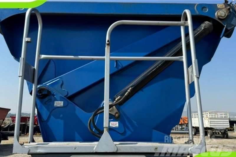 Sa Truck Bodies 2019 SA Truck Bodies 40m3 Side Tipper Alte remorci