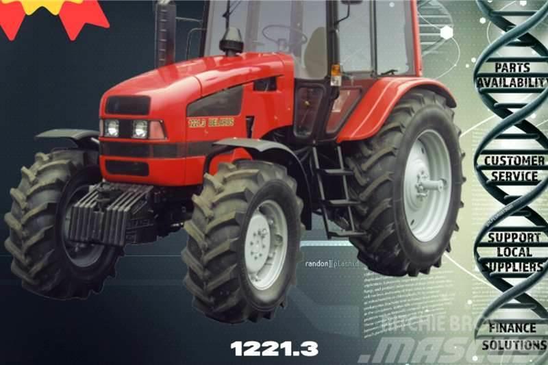 Belarus 1221.3 4wd cab tractors (97kw) Tractoare