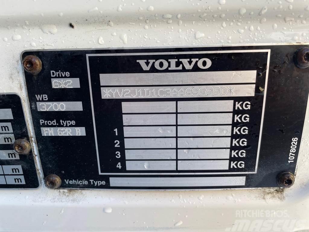 Volvo FM330 6x2*4 EURO5 Camion cabina sasiu