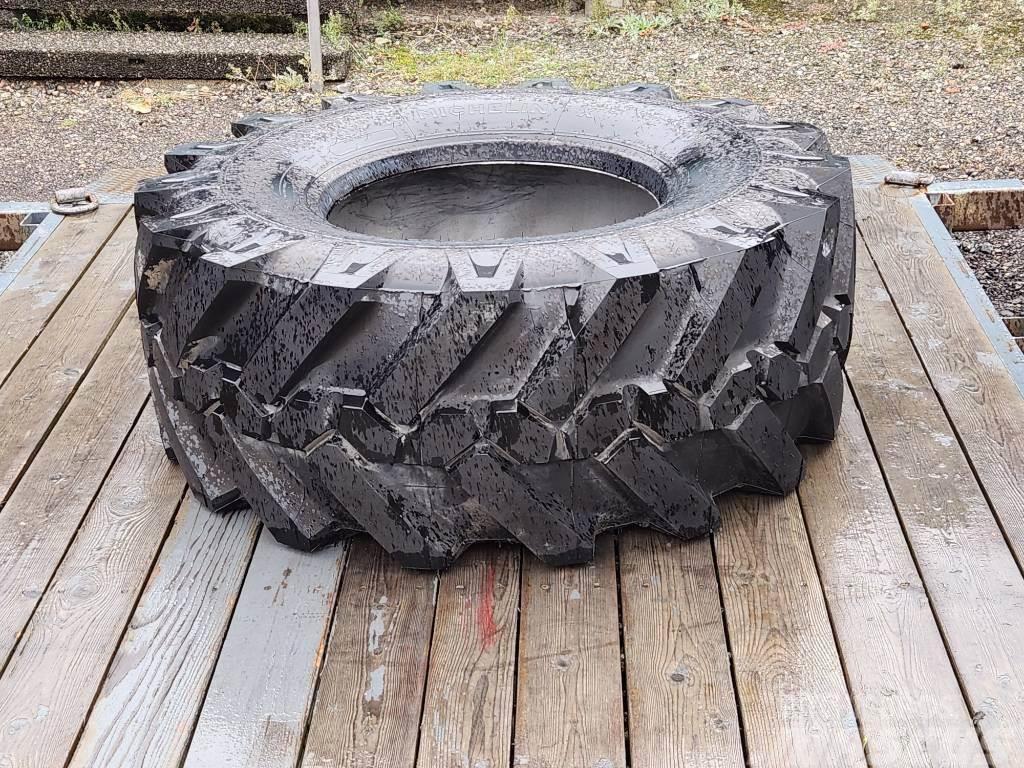 Michelin TIRE 18 R 22.5 XF Anvelope, roti si jante