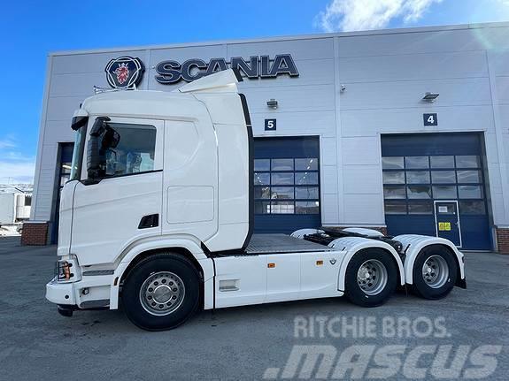 Scania R590A6x4NB, tandemløft Autotractoare