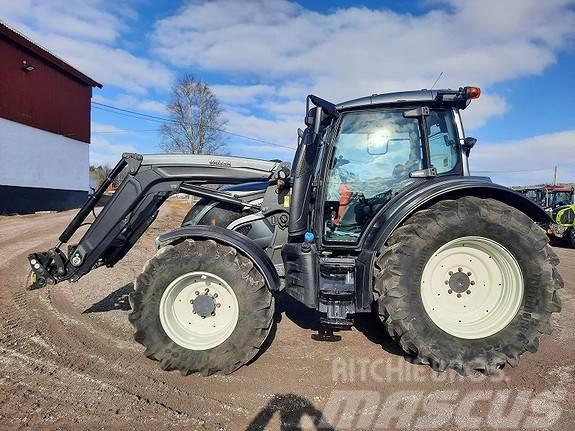 Valtra N174DST, Front,hyd Tractoare