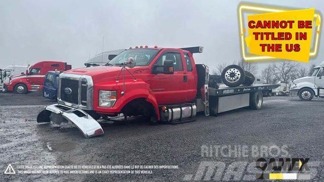 Ford F-750 DAMAGED TOW TRUCK Autotractoare