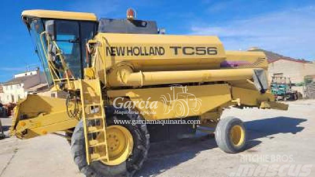New Holland TC 56 Combine forestiere