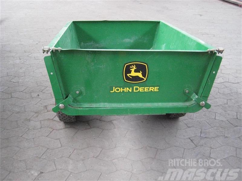John Deere Vogn 13 Alte echipamente pentru tratarea terenului
