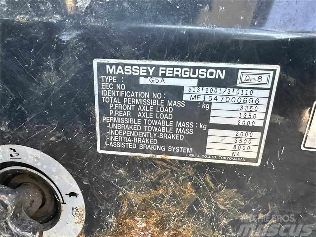 Massey Ferguson 1547 med Frontlæsser Altele