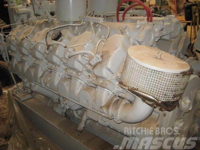 Baudouin V12 type DNP12M marinemotor Motoare