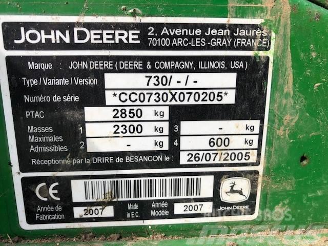 John Deere 730 Cositoare de iarba cu umidificator