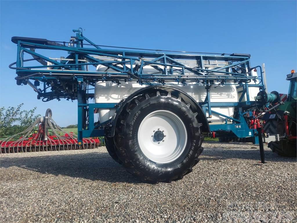 MGM 5000 L - 30M MED GPS Tractoare agricole sprayers