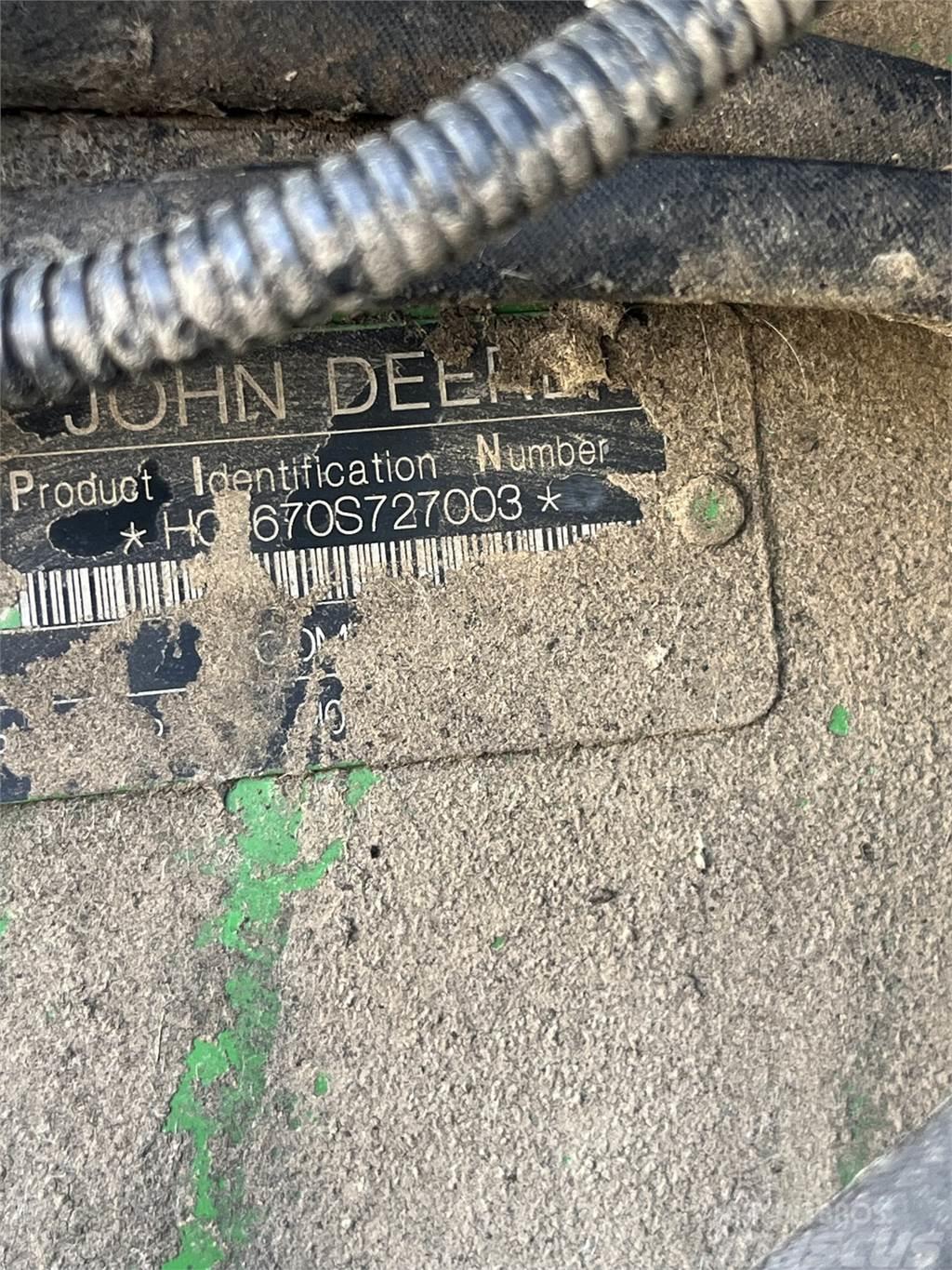 John Deere 9670 STS Combine de secerat