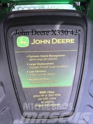 John Deere X330 Tractoare compacte