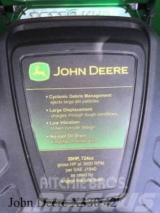 John Deere X330 Tractoare compacte