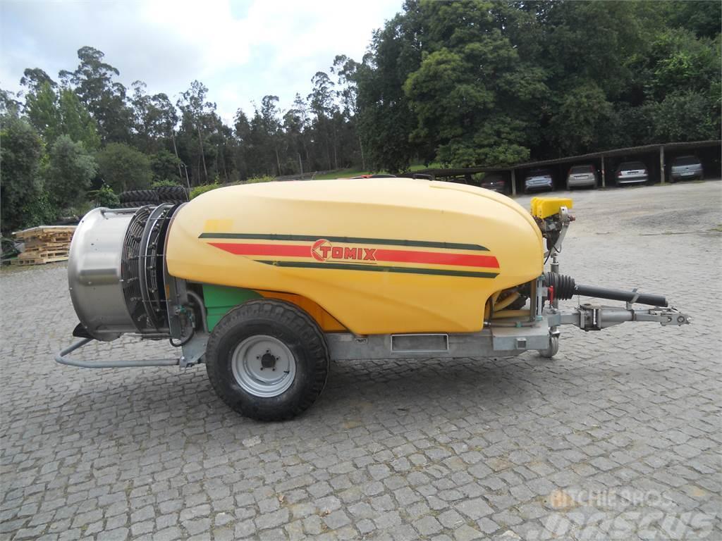  Tomix IDS2000 1400 Tractoare agricole sprayers