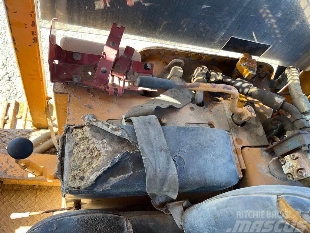 Komatsu D75S-3 Încarcatoare cu excavator
