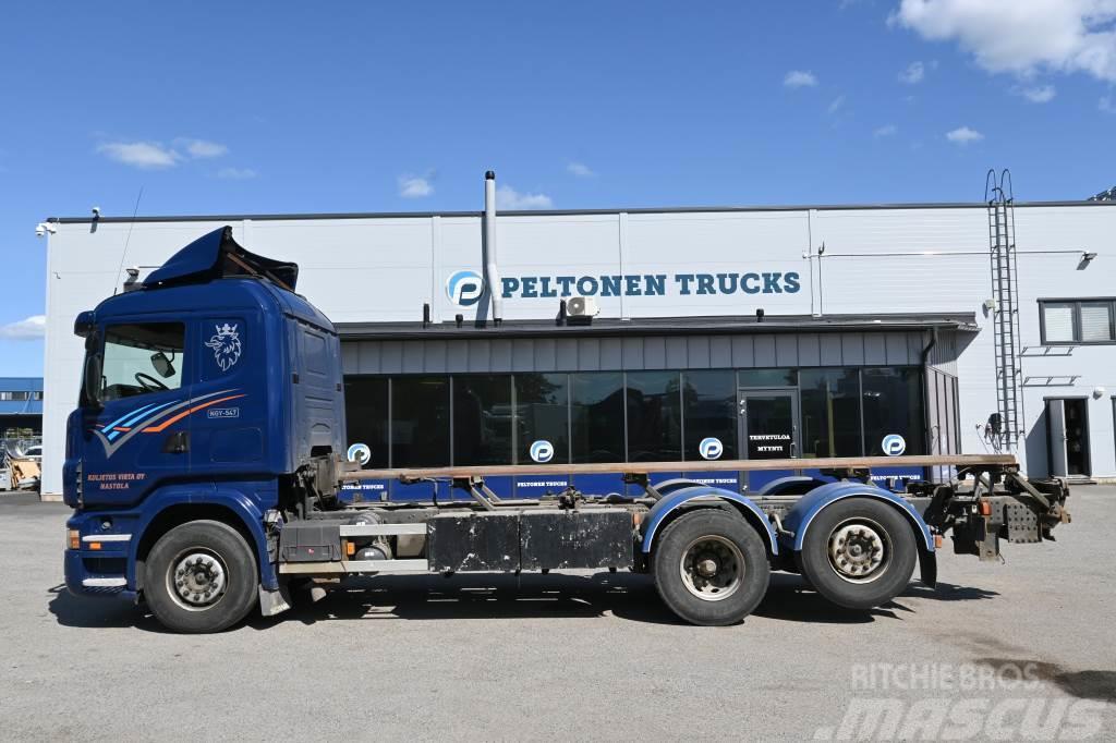Scania R420 6x2 Tasonostolaite Camion cadru container