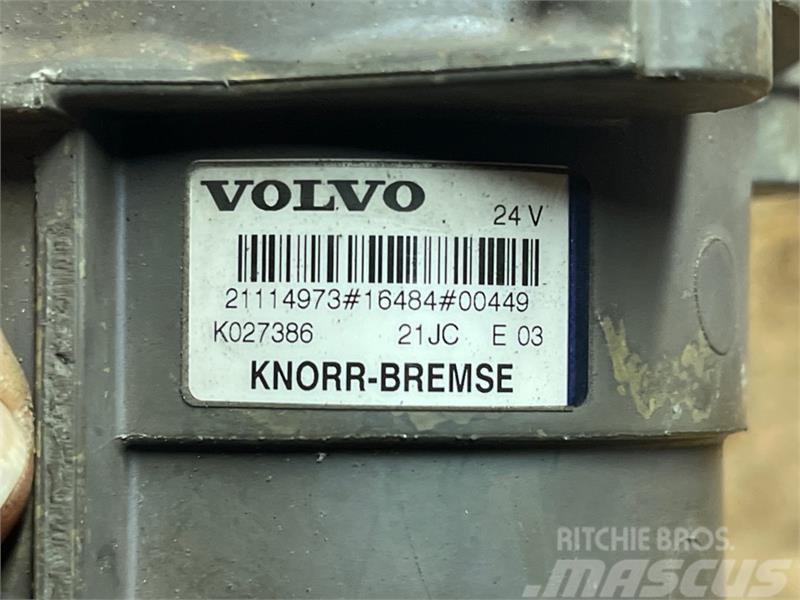 Volvo  MODULATOR 21114973 Radiatoare