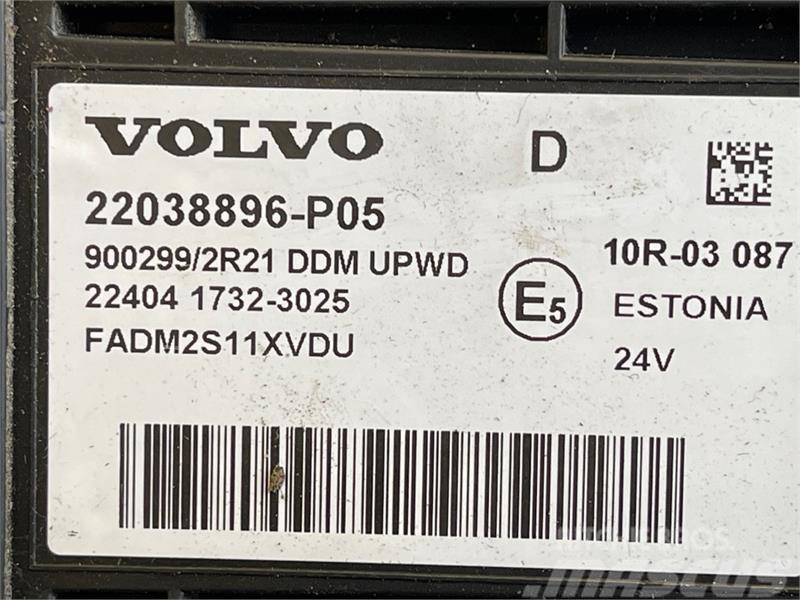 Volvo VOLVO CONTROL UNIT 22038896 Electronice