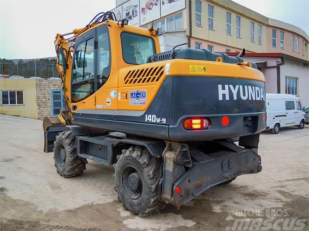 Hyundai R140W-9 Excavatoare cu roti