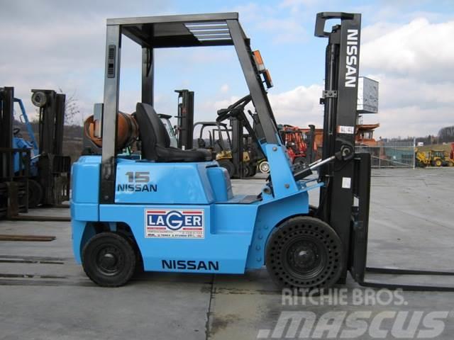 Nissan NJ01A15 Stivuitor GPL