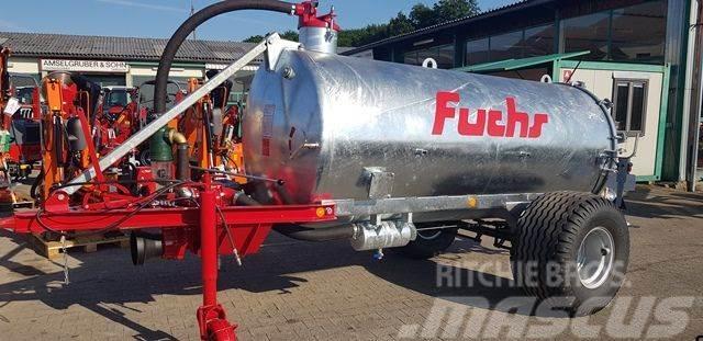 Fuchs VK 4 4000 Liter Vakuumfass Ore de transport în forma lichida