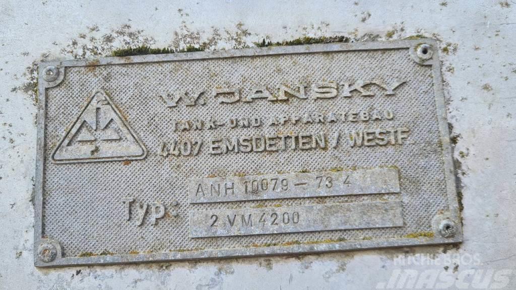 Blumhardt Jansky Tankanhänger - 8.400 Liter(Nr. 5112) Remorci Cisterne
