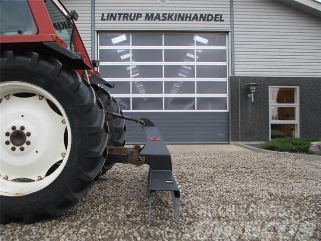  - - -  JST 2,5mtr  Made in Denmark gårdspladsrive  Alte echipamente pentru tratarea terenului