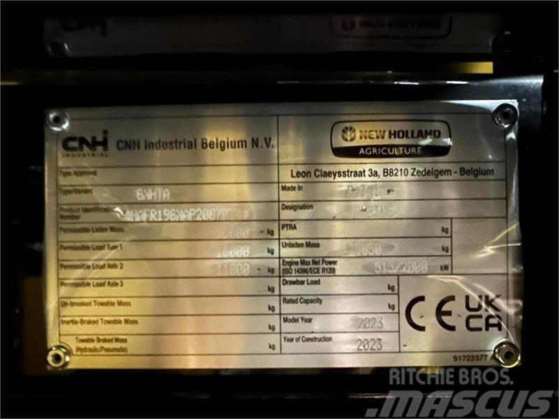 New Holland CR10.90 + 41” VarioFeed HD Combine de secerat