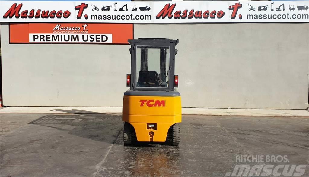 TCM FHB 30-6 Stivuitor electric