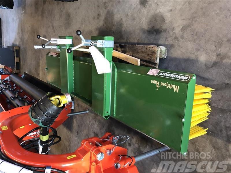 Düvelsdorf Kost til pallegafler, 300 cm Alte accesorii tractor
