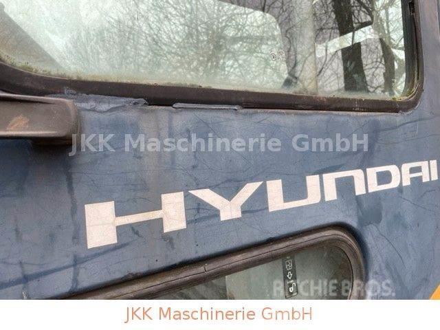 Hyundai Robex130LC 3 Excavatoare pe senile