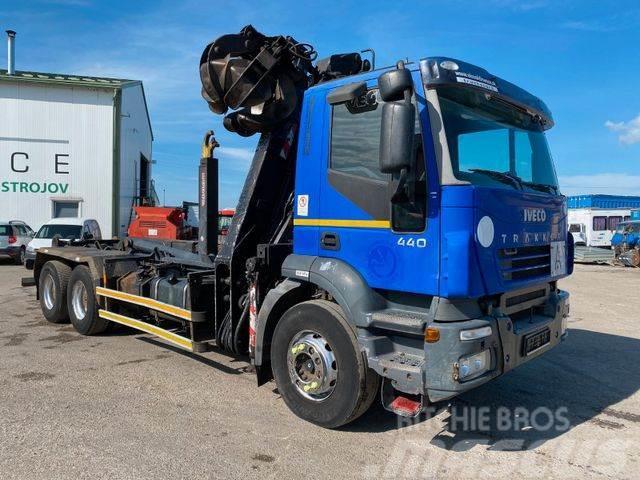 Iveco TRAKKER 440 6x4 for containers with crane,vin872 Camioane cu macara