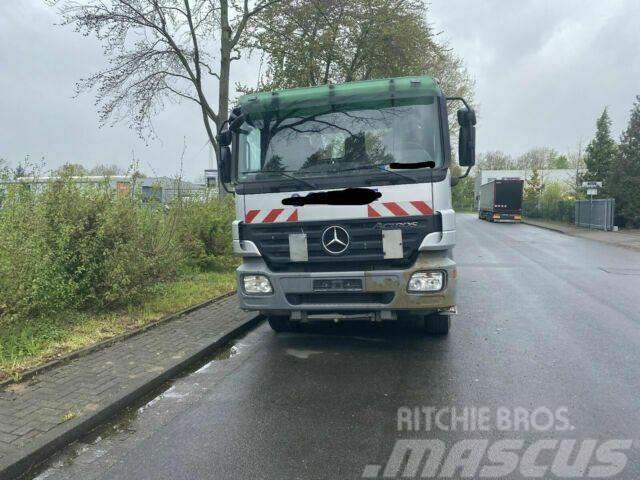 Mercedes-Benz 2641 Absetzer 6x2 Blatt/Luft Klima AHK Camioane Demontabile