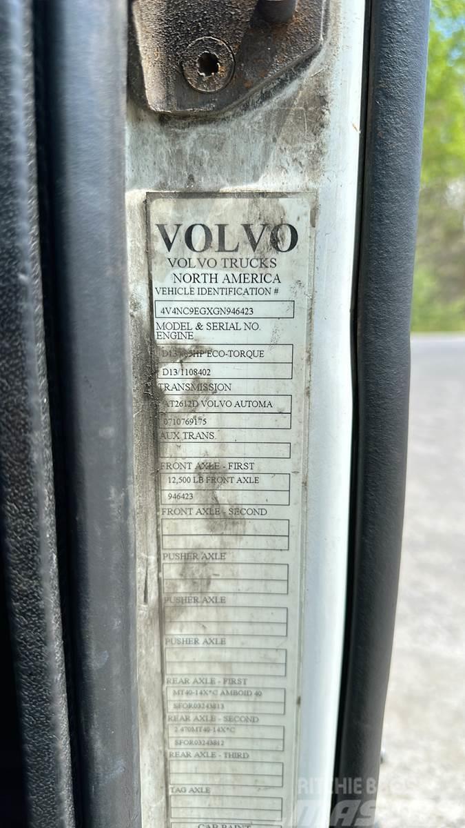 Volvo VNL300 Autotractoare