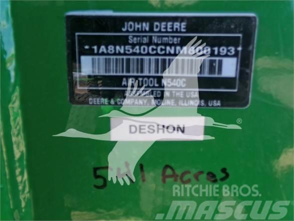 John Deere N540C Perforatoare