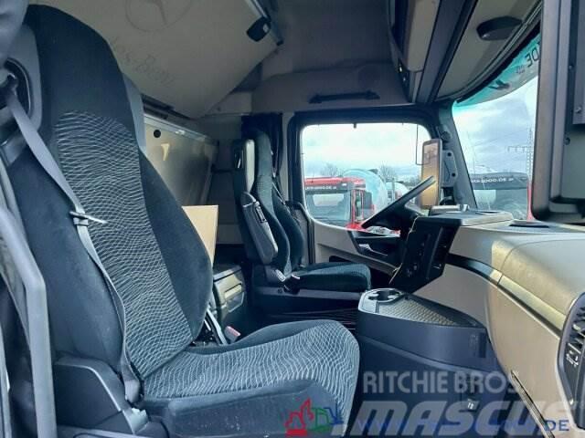Mercedes-Benz Actros 2548 BDF Big Space 2xTank Retarder 1.Hand Camion cadru container