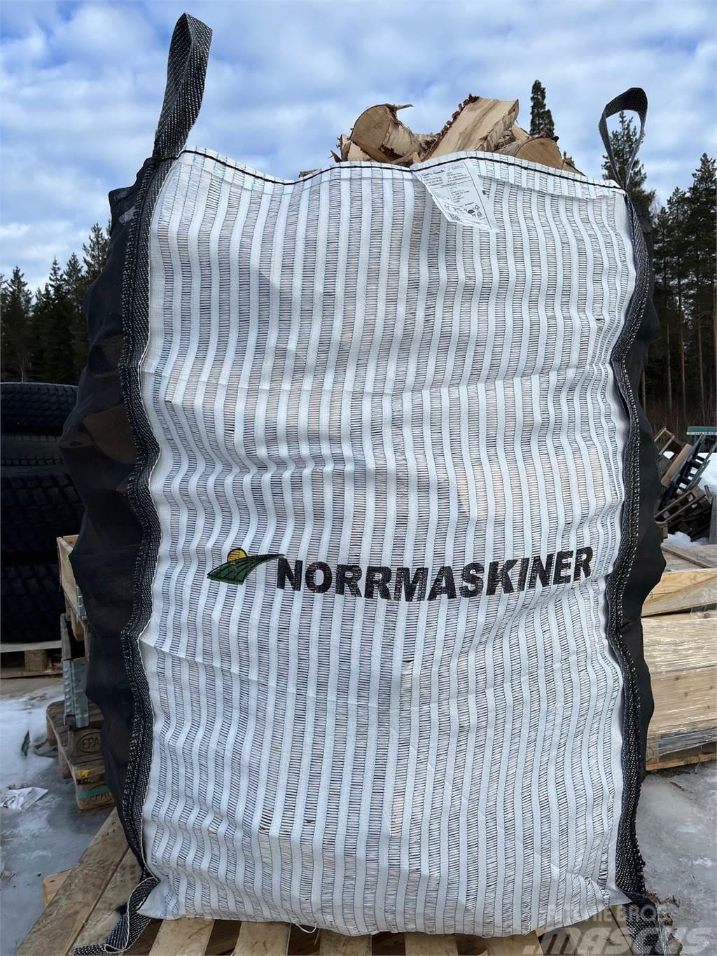  Vedsäckar Norrmaskiner 1,5m3 Despicatoare si taietoare de lemne