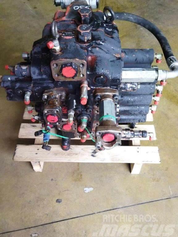 JCB Js 330 Hidraulice