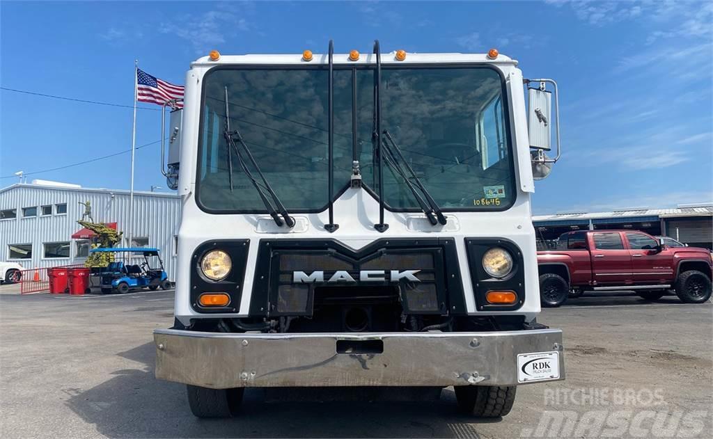 Mack MRU613 Camion de deseuri