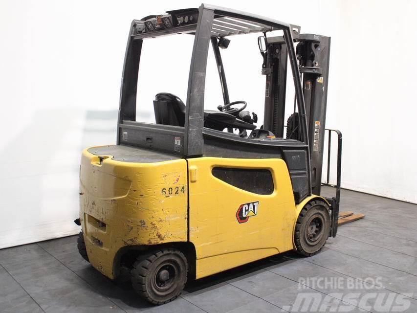CAT 2 EP 5000 Stivuitor electric