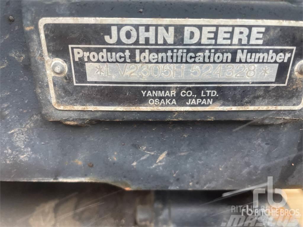 John Deere 2305 Tractoare compacte