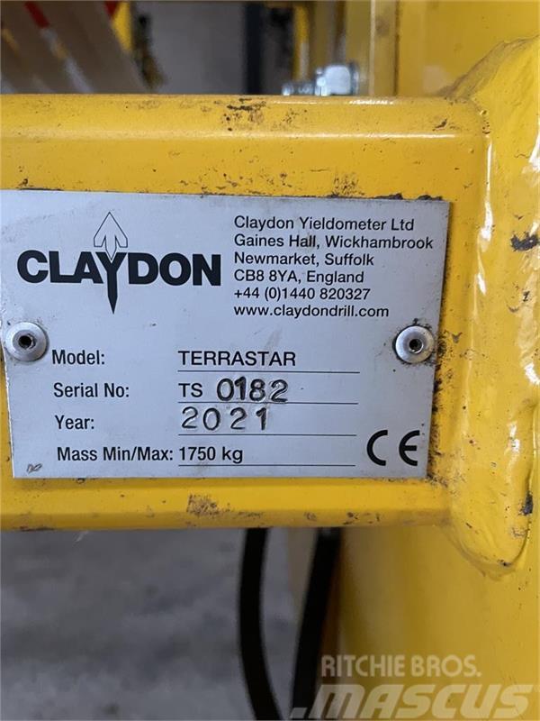 Claydon Terrastar 6m, Spaderulleharve med APV spreder. Grape