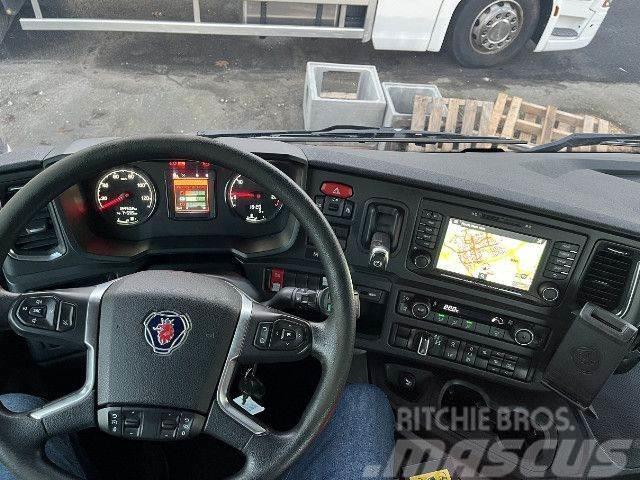 Scania P 450 B6x4HA Camion cabina sasiu