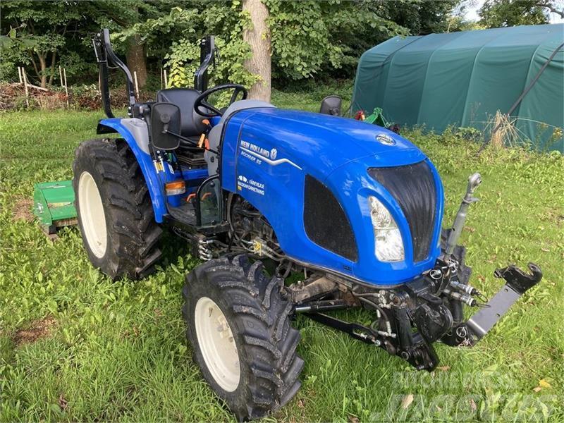 New Holland Boomer 55 HST med frontlift Tractoare compacte