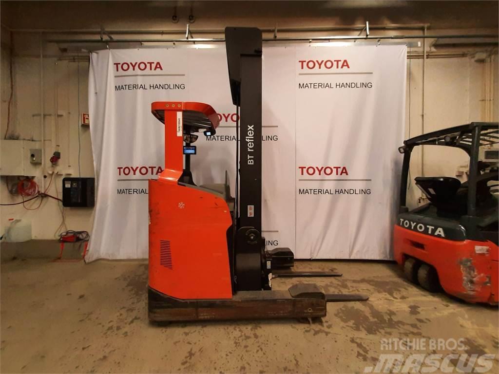 Toyota RRE160HC Stivuitor cu catarg retractabil