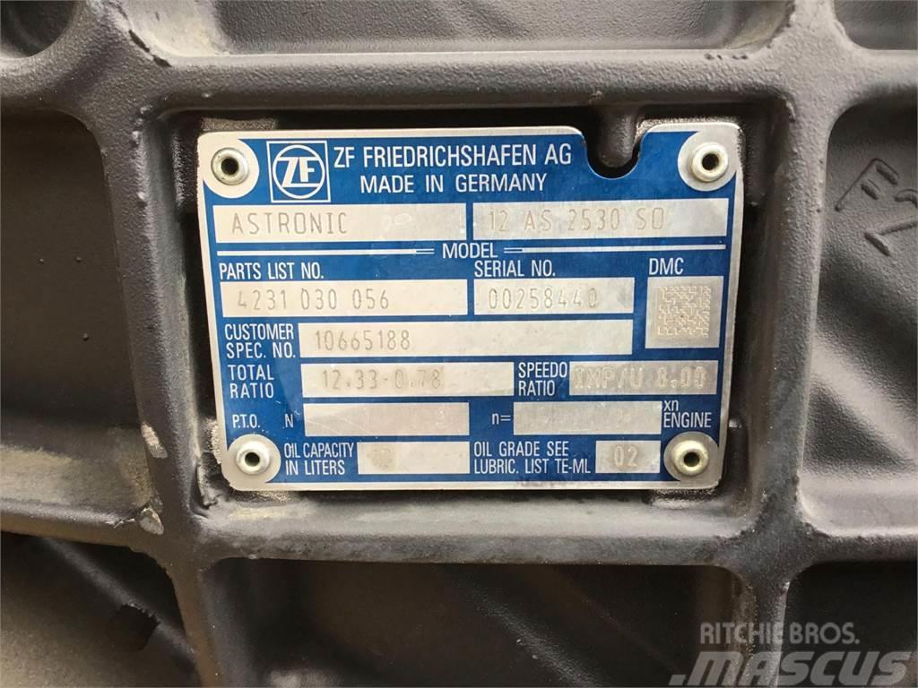 Liebherr MK 88 ZF Astronic gearbox 12 AS 2530 S0 Transmisie