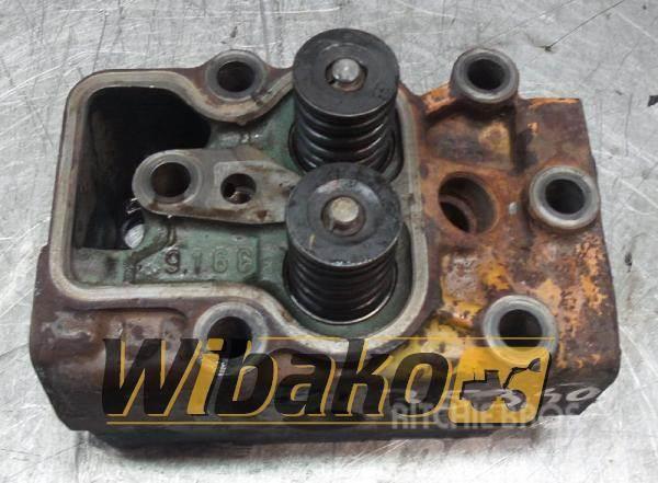 Scania Cylinder head Scania DS9 05 9163 Alte componente