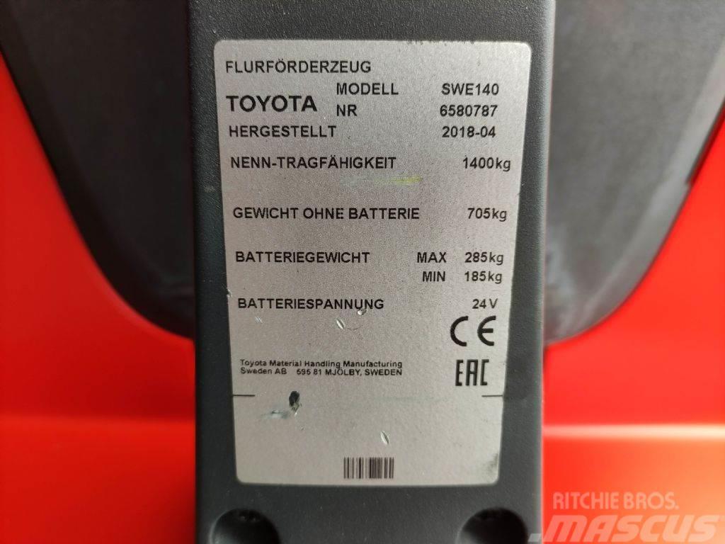 Toyota SWE140 Transpaleta manuala